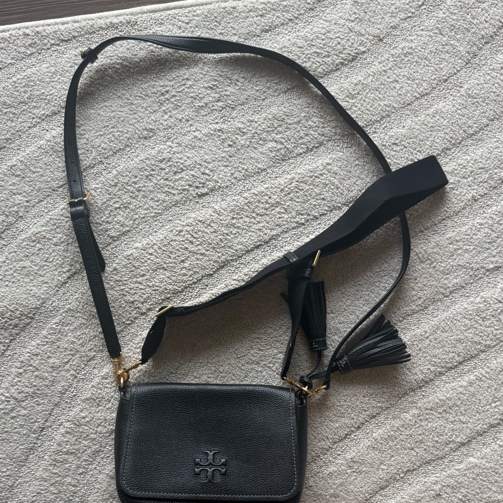 Tory Burch Thea Flap Crossbody In Black - Picture 3 of 13